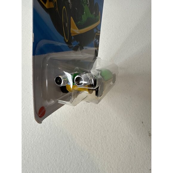 Hot Wheels Car Salt Shaker HW X Raycers Toy Lets Race Cars Kids Diecast 1 64 - Picture 5 of 7